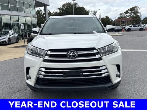 Used 2017 Toyota Highlander Limited image 4