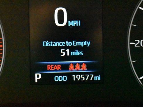 Used 2023 Toyota Corolla LE image 23