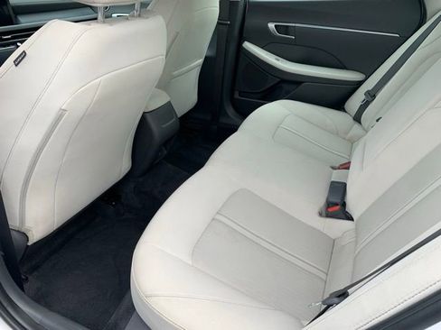 Certified 2024 Hyundai Sonata SEL FWD image 12