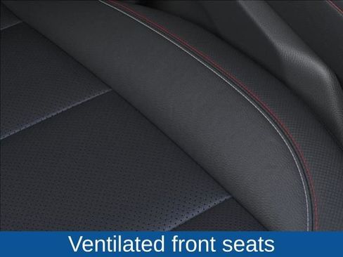 New 2026 Chevrolet Traverse RS image 21