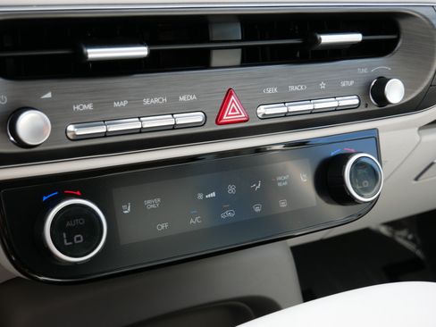 Certified 2026 Hyundai Palisade SEL AWD/4WD image 22