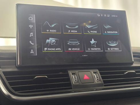 Used 2022 Audi Q5 2.0T Premium w/ Convenience Package image 15