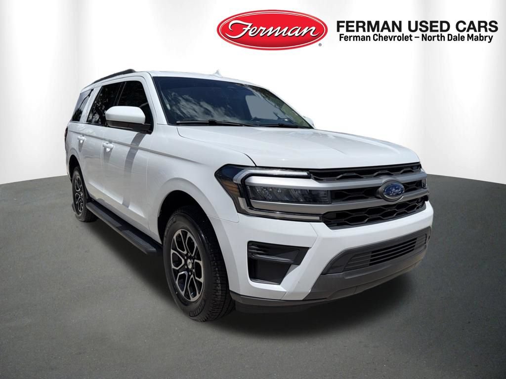 Used 2022 Ford Expedition XLT RWD image 1