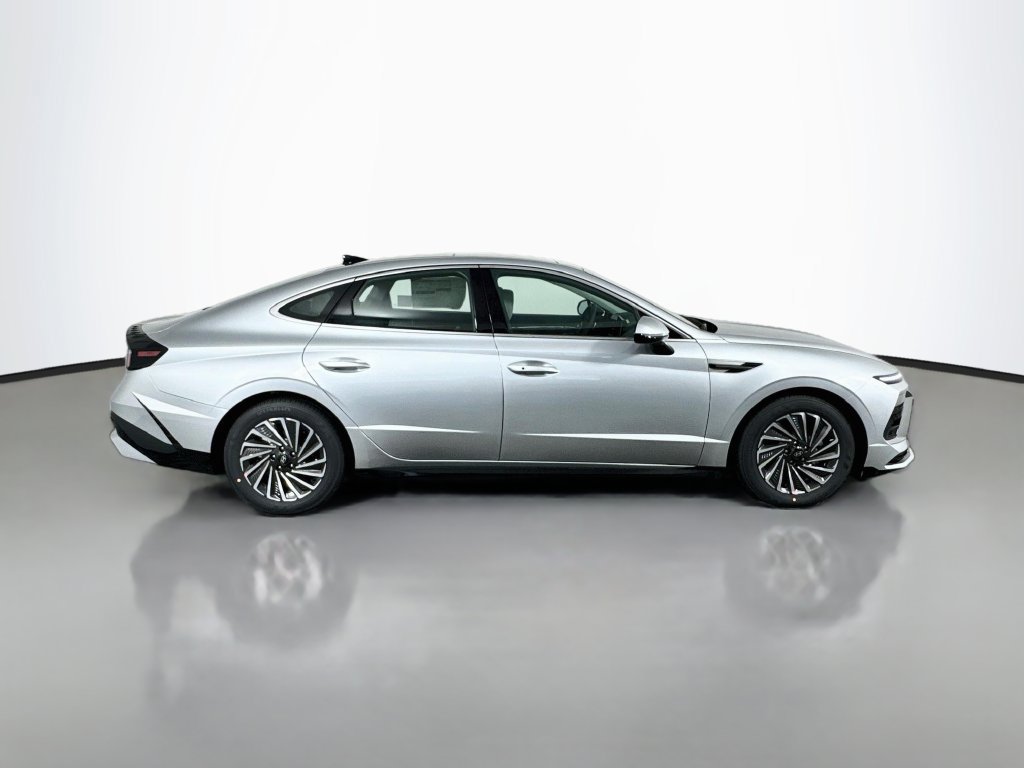 New 2026 Hyundai Sonata SEL FWD image 9