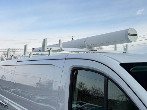 Used 2023 Ford E-Transit Low Roof image 11