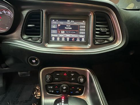 Used 2018 Dodge Challenger SXT RWD image 16