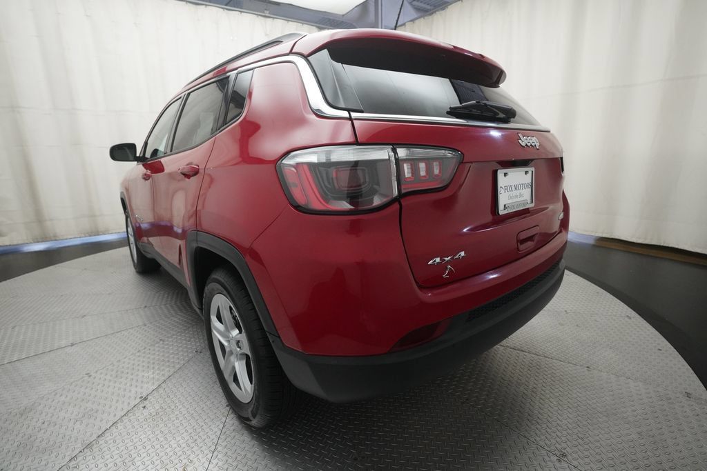 Used 2024 Jeep Compass Latitude AWD/4WD image 33