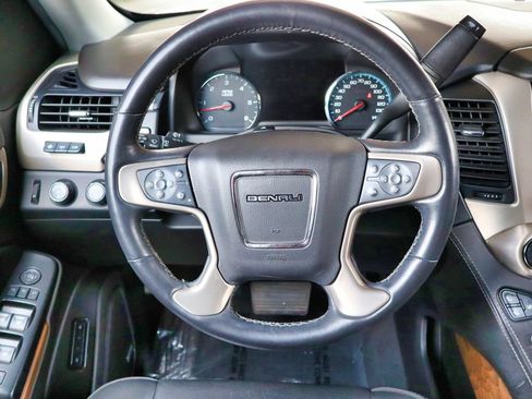 Used 2019 GMC Yukon Denali w/ Open Road Package AWD/4WD image 39