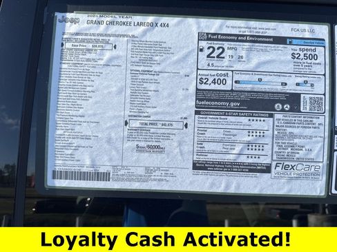 New 2025 Jeep Grand Cherokee Laredo w/ Luxury Tech Group I image 43