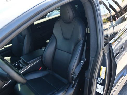Used 2022 Tesla Model X AWD/4WD image 15
