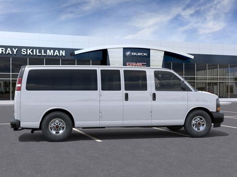 New 2025 GMC Savana 2500 Extended w/ Driver Convenience Package image 5