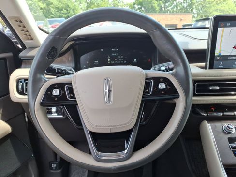 Certified 2023 Lincoln Aviator Reserve w/ Equipment Group 201A AWD/4WD image 17