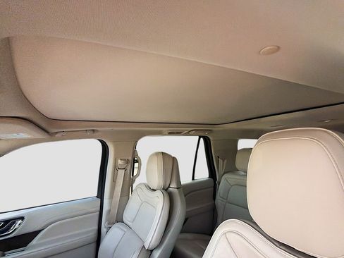 Used 2019 Lincoln Navigator L Reserve w/ Cargo Package image 27