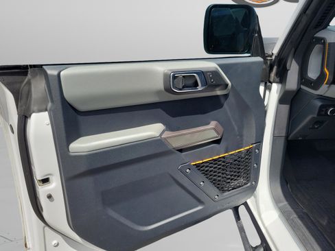 Used 2023 Ford Bronco Badlands image 5