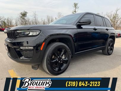 Used 2023 Jeep Grand Cherokee Limited w/ Black Appearance Package