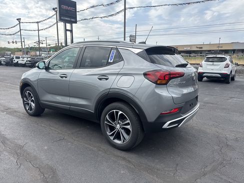 Used 2023 Buick Encore GX Select w/ Safety Package II AWD/4WD image 6