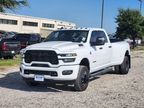 New 2026 RAM 3500 Lone Star image 2