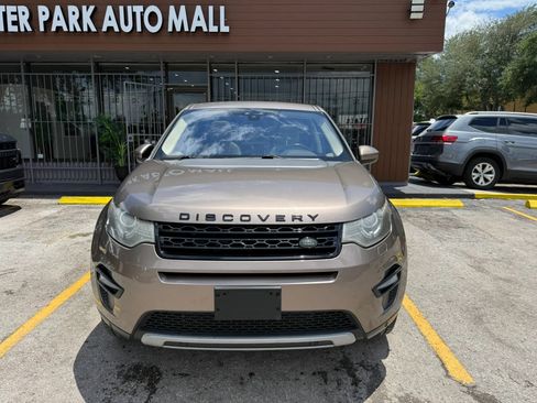 Used 2017 Land Rover Discovery Sport HSE AWD/4WD image 2