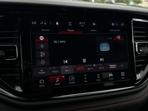 Used 2025 Dodge Durango GT RWD image 18