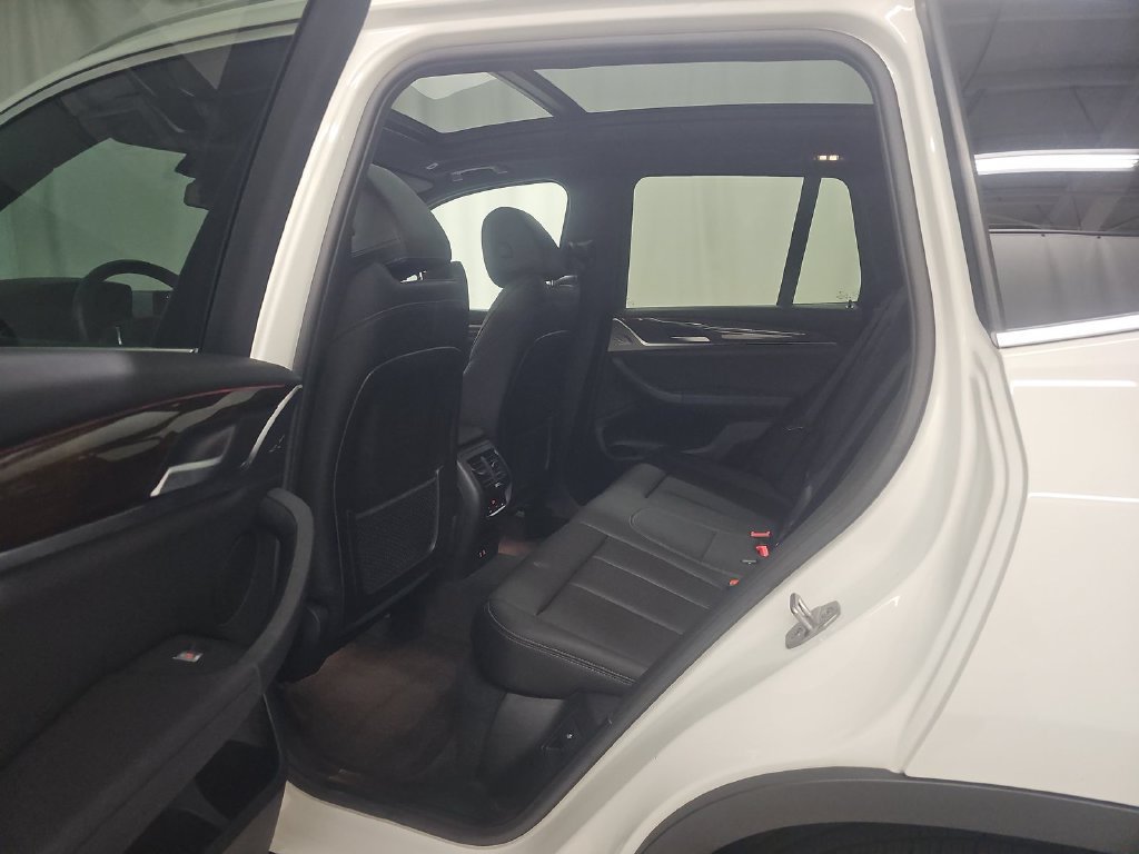 Used 2023 BMW X3 xDrive30i w/ Convenience Package AWD/4WD image 6