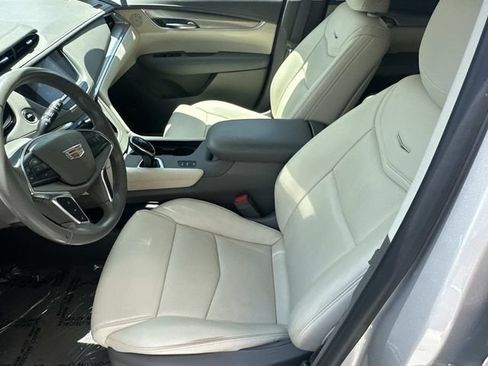 Used 2019 Cadillac XT5 Luxury AWD/4WD image 17