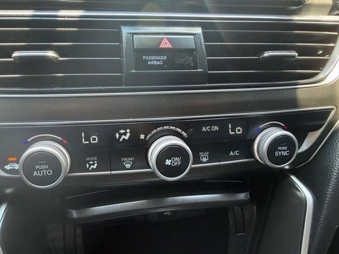 Used 2020 Honda Accord LX image 13
