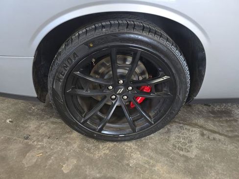 Used 2020 Dodge Challenger R/T Scat Pack w/ Dynamics Package image 19