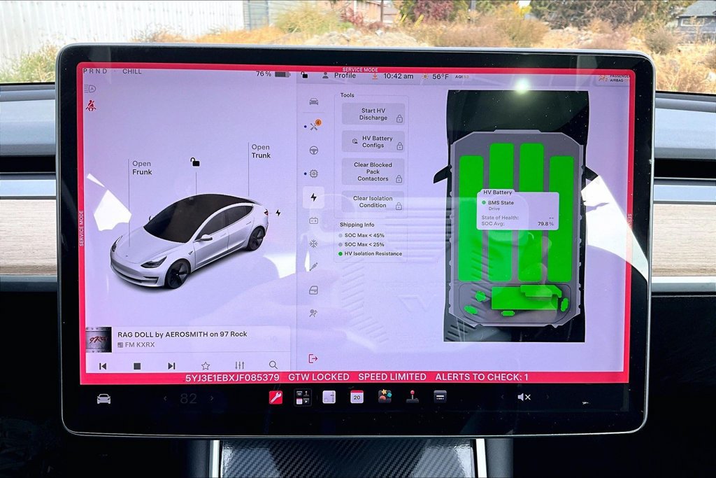 Used 2018 Tesla Model 3 Long Range AWD/4WD image 31
