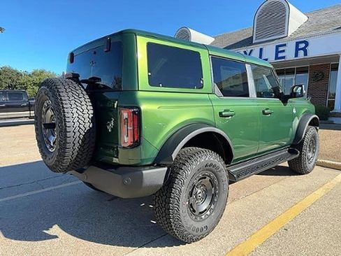 New 2025 Ford Bronco Outer Banks w/ Sasquatch Package image 6