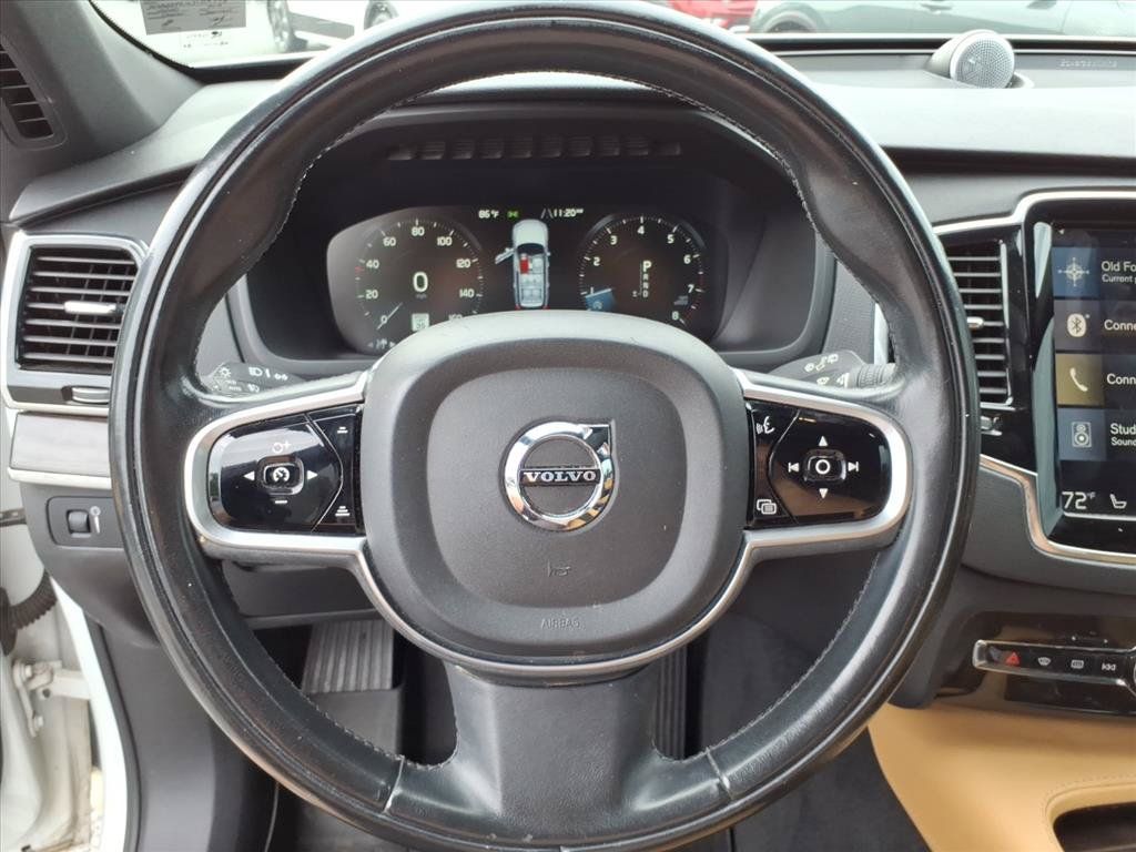 Used 2018 Volvo XC90 T6 Momentum w/ Momentum Plus Package AWD/4WD image 19