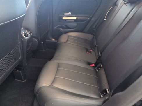 Used 2025 Mercedes-Benz GLA 250 image 24