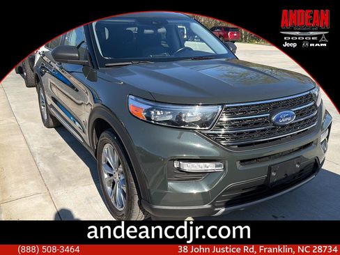 Used 2022 Ford Explorer XLT w/ Equipment Group 202A AWD/4WD image 1