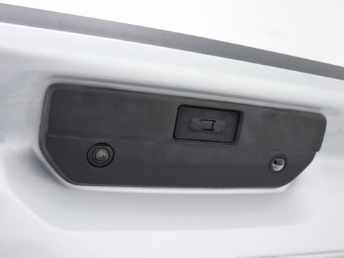 Used 2020 GMC Sierra 1500 SLE w/ SLE Value Package image 38