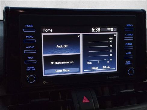Used 2021 Toyota RAV4 LE FWD image 19