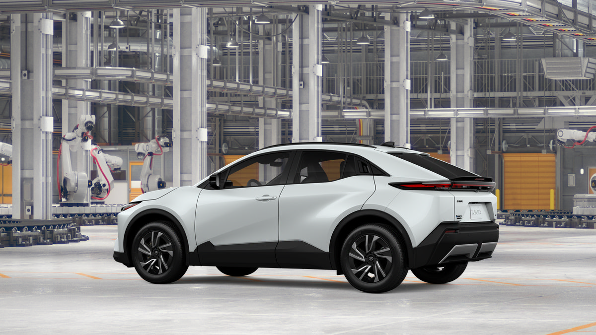 New 2027 Toyota C-HR AWD/4WD image 5