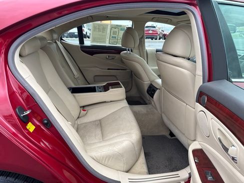Used 2011 Lexus LS 460 AWD w/ Luxury Value Edition image 37