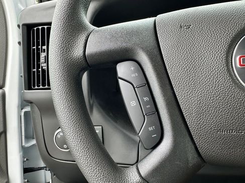 New 2025 GMC Savana 3500 w/ Power Convenience Package RWD image 20