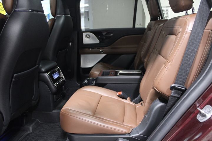 Used 2022 Lincoln Aviator Reserve w/ Equipment Group 201A AWD/4WD image 25