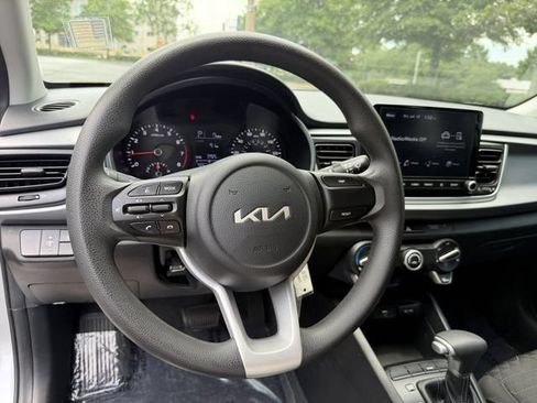 Used 2023 Kia Rio LX FWD image 17