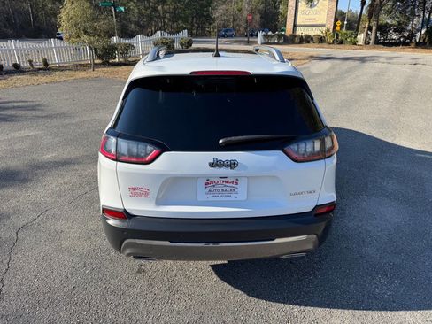 Used 2019 Jeep Cherokee Limited image 38