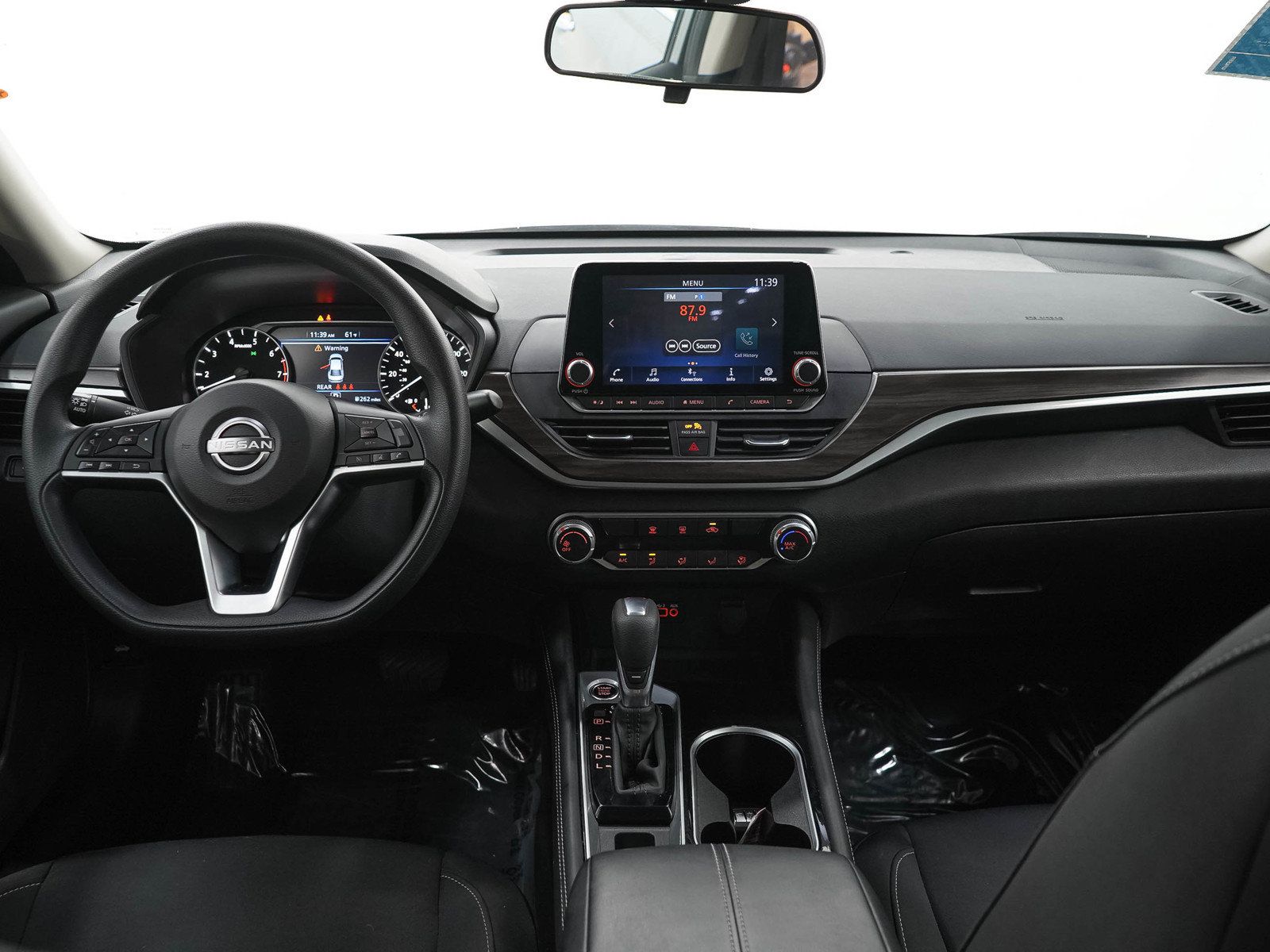 Used 2023 Nissan Altima 2.5 SV AWD/4WD image 14