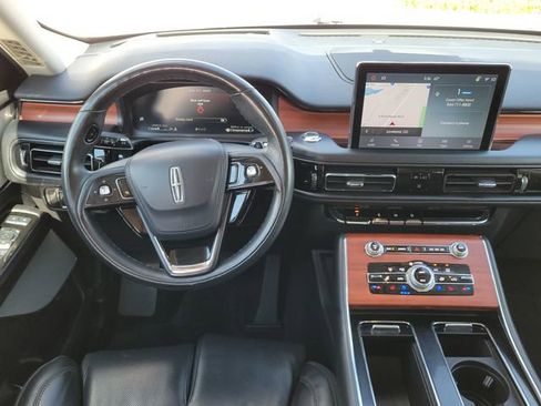 Used 2023 Lincoln Aviator Reserve w/ Equipment Group 201A AWD/4WD image 10