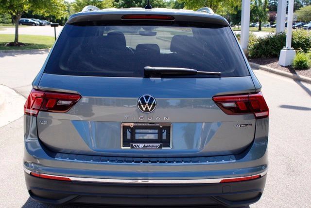 Used 2023 Volkswagen Tiguan SE w/ Panoramic Sunroof Package AWD/4WD image 4