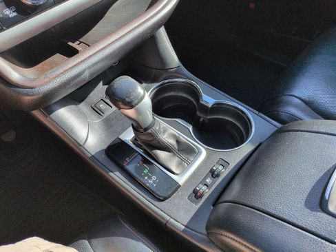 Used 2014 Toyota Highlander Limited FWD image 25
