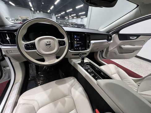 Used 2020 Volvo V60 T5 Cross Country w/ Protection Package Premier image 51