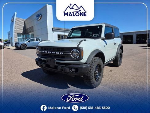 Used 2023 Ford Bronco Black Diamond AWD/4WD image 1