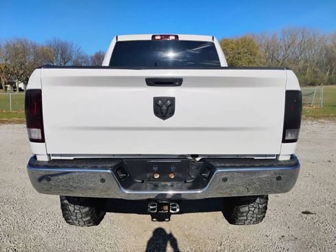 Used 2018 RAM 2500 Tradesman w/ Chrome Appearance Group image 5