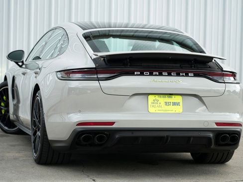Used 2023 Porsche Panamera 4S image 6