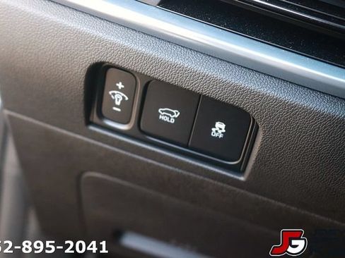 Certified 2025 Kia Sorento SX FWD image 29