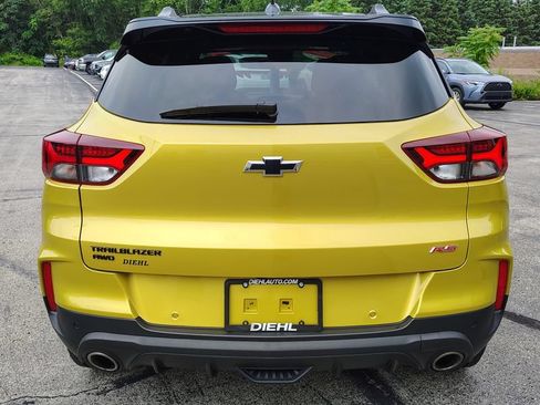 Used 2023 Chevrolet TrailBlazer RS w/ Sun and Liftgate Package AWD/4WD image 8